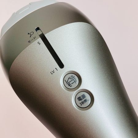  Panasonic パナソニック 光美容器 光エステ 脱毛器 ボディ＆フェイス用 ES-CWP97 ゴールド