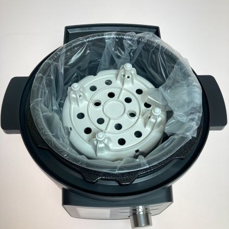  IRISOHYAMA アイリスオーヤマ 電気圧力鍋 2.2L KPC-MA2-B