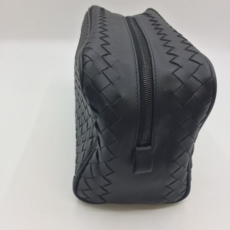  BOTTEGA VENETA ボッテガヴェネタ イントレチャート　セカンドバッグ　 244706 ブラック
