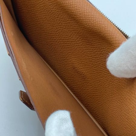  HERMES エルメス ベアンスフレ 2つ折り財布 使用感有 ブラウン