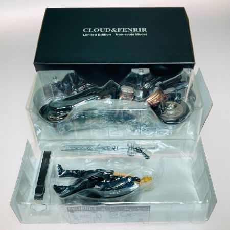   FINAL FANTASY VII ファイナルファンタジー7 ADVENT CHILDREN ADVENT PIECES:LIMITED