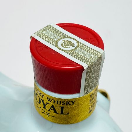 【北海道内限定発送】 ROYAL サントリーローヤル ウイスキー 亥歳 ボトル 干支 600ml 43% 2019年 陶器ボトル 未開栓