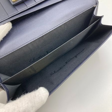 Salvatore Ferragamo サルヴァトーレフェラガモ ガンチーニ・モノグラム 2つ折り財布 長財布 ネイビー