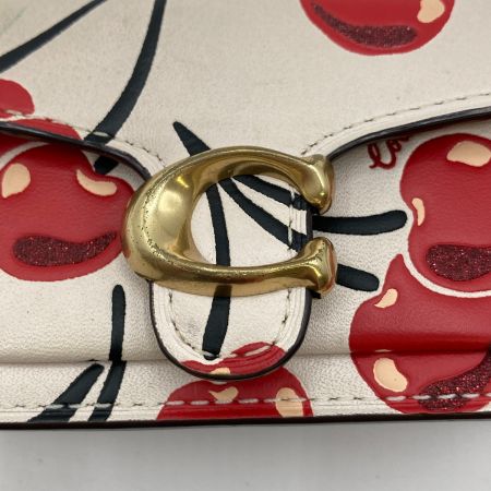 COACH コーチ ミニ タビー バッグ チャーム ウィズ チェリー プリント ホワイト｜中古｜なんでもリサイクルビッグバン