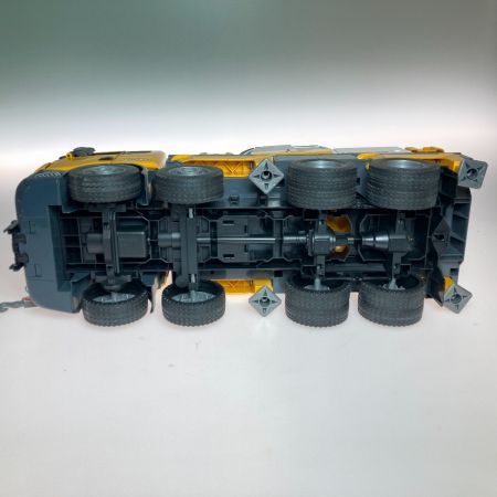  BRUDER ブルーダー クレーン車 LIEBHERR SCANIA 電飾パーツ欠品 現状渡し品