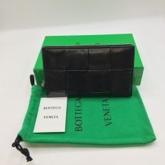  BOTTEGA VENETA ボッテガヴェネタ カセットジップアラウンドファスナーウォレット 690945 VCQ72 8803 ブラック Bランク