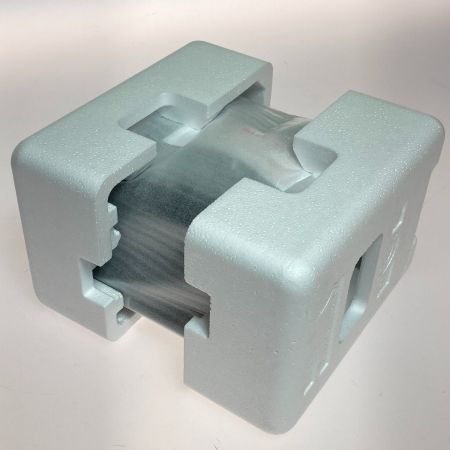  Pioneer パイオニア carrozzeria カロッツェリア 楽ナビ カーナビ AVIC-RZ812-D 7V型 2D