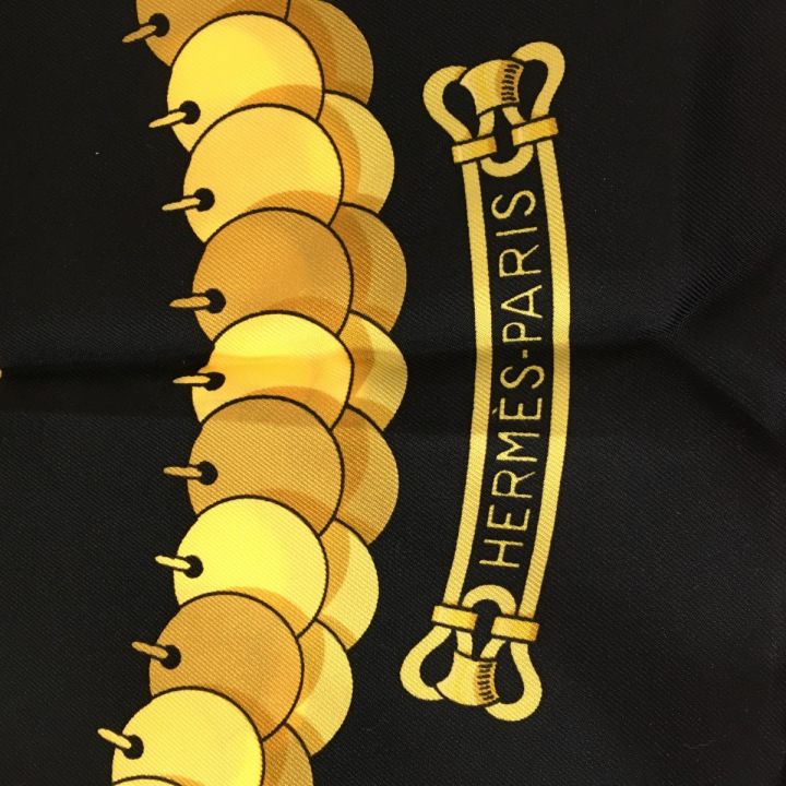 未使用 HERMÈS エルメス スカーフ カレ90 KOSMIMA 宇宙 黒 HERMES エルメス カレ 90 KOSMIMA 宇宙 シルク ブラック