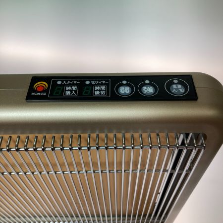  サンルミエ サンルミエ タイマー付 遠赤外線暖房器 ヒーター E800L-TM パールゴールド