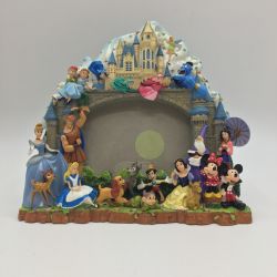 ◎◎ ディズニー フォトフレーム  キャラクター集合 シンデレラ城 ミッキーの腕欠けあり Cランク