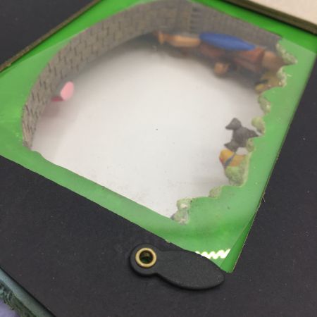  ディズニー フォトフレーム  キャラクター集合 シンデレラ城 ミッキーの腕欠けあり