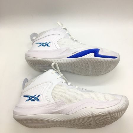  asics アシックス バスケットシューズ バッシュ NOVA SURGE 3 ホワイト×ブライトシアン 1061A048-100