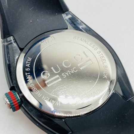  GUCCI グッチ 腕時計 クォーツ ユニセックス  36mm ラバー 137.3 ブラック 本体のみ