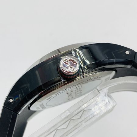  GUCCI グッチ 腕時計 クォーツ ユニセックス  36mm ラバー 137.3 ブラック 本体のみ