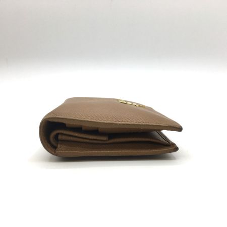  PRADA プラダ サフィアーノレザー2つ折り財布  1MV204 キャラメル