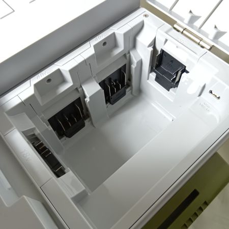  MAKITA マキタ 充電式保冷温庫 20L 動作未確認 CW001G オリーブ 説明書無し・バッテリー別売