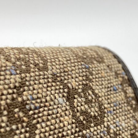  GUCCI グッチ 二つ折り財布 Wホック 257015･493075 ブラウン