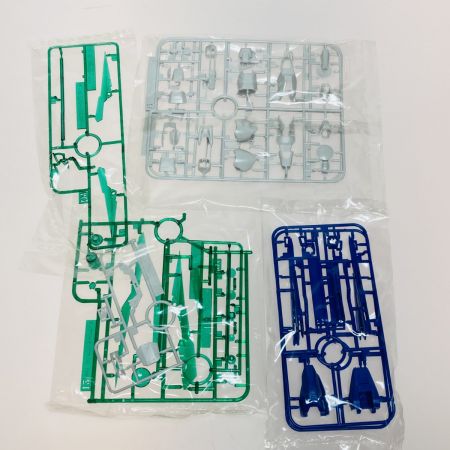  バンダイ ガンプラ MG 1/100 GNT-0000/FS ダブルオークアンタフルセイバー 機動戦士ガンダム00V戦記 未組立 プラモデル