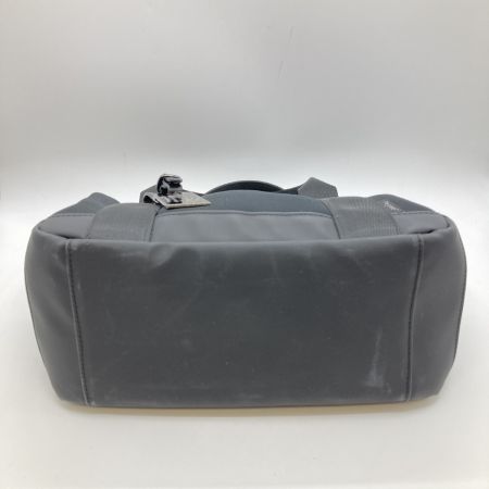   ilma ja teras? イルマヤテラス ラウンドバッグ ブラック