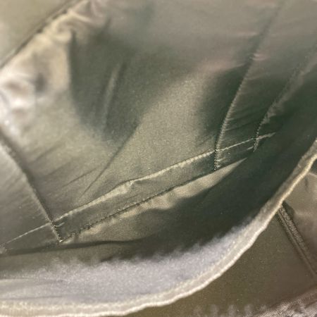   ilma ja teras? イルマヤテラス ラウンドバッグ ブラック