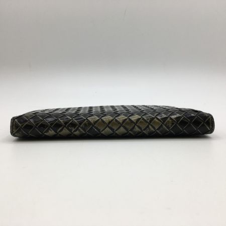  BOTTEGA VENETA ボッテガヴェネタ イントレチャート　エナメル　長財布 B024971200 角スレ・ハガレ・使用感有 