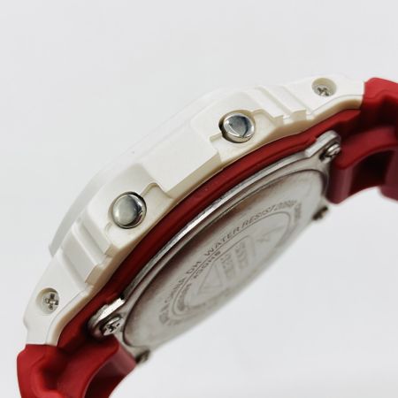  CASIO カシオ G-SHOCK ジーショック クォーツ メンズ 腕時計 DW-5600TB レッド x ホワイト