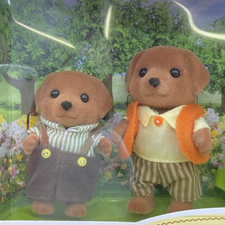  エポック社 シルバニアファミリー チョコレートラブラドールファミリー 海外版 お父さん・お母さん・男の子・女の子