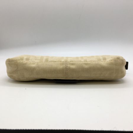 FENDI フェンディ マンマバケット ズッカ柄 セミショルダー キャンバス レザー  2308-26424-008 ベージュ