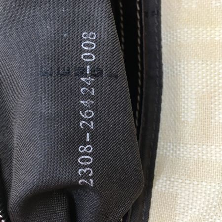  FENDI フェンディ マンマバケット ズッカ柄 セミショルダー キャンバス レザー  2308-26424-008 ベージュ