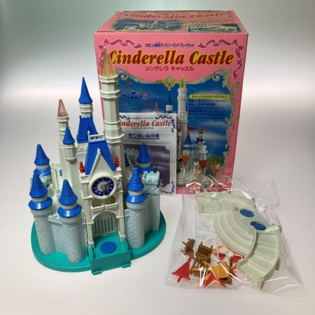  トミー 私の東京ディズニーランドプレイセット シンデレラ キャッスル 動作未確認 旗パーツ1本破損