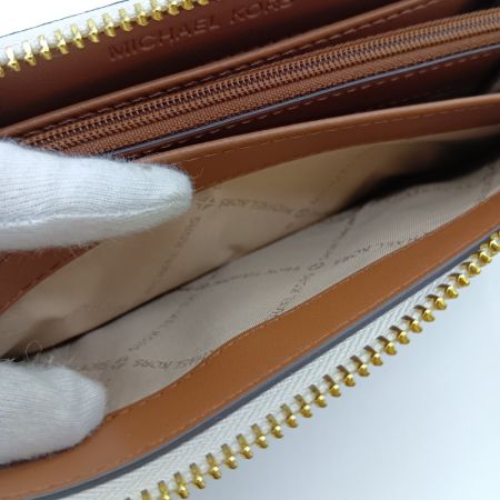  MICHAEL KORS マイケルコース ジェット セット トラベル シグネチャー ラージ スリー クォーター Lジップウォレット 35F8GTVZ3B バニラ