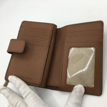  MICHAEL KORS マイケルコース 2つ折り財布 35F8GTVF2B ブラウン