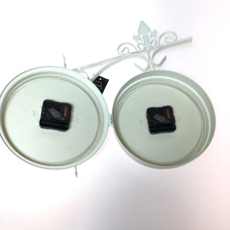  SPICE of Life OLD STREET 壁掛け両面時計 ホワイト NHE801-WH