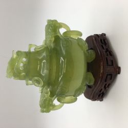◎◎  中国美術　 翡翠　 香炉　 三足香炉　 龍 中古品 Bランク