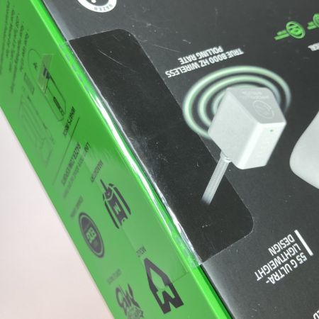  RAZER Viper V3 Pro ゲーミンズマウス RZ01-0512 ホワイト 未開封 672