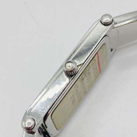  GUCCI グッチ 1500L レディース 腕時計 クォーツ ブラック文字盤