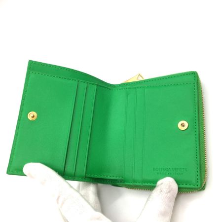  BOTTEGA VENETA ボッテガヴェネタ 2つ折り財布 スモール イントレチャート グリーン