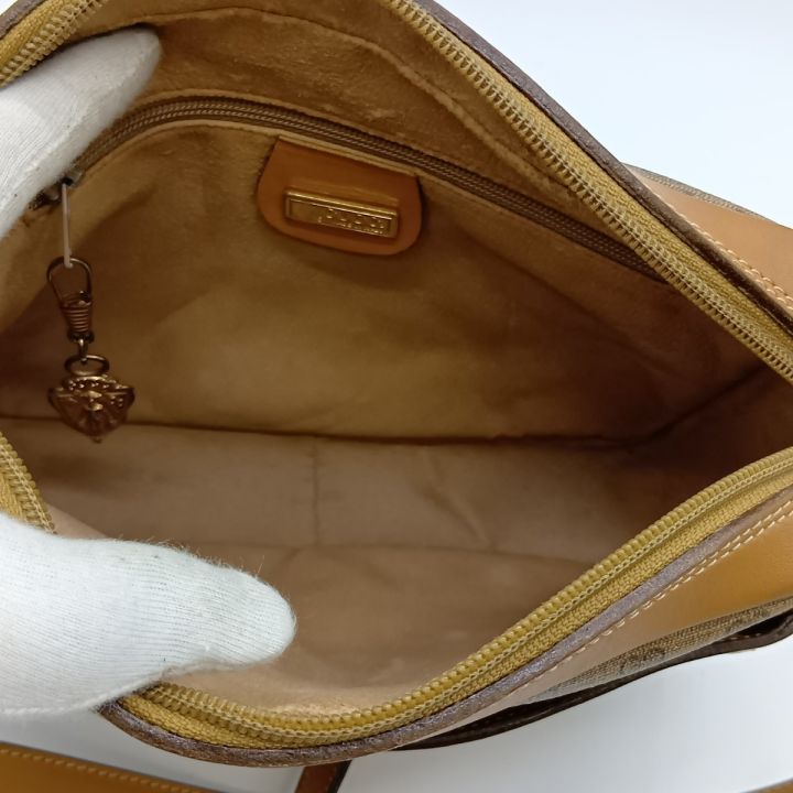 GUCCI グッチ ショルダーバッグ オールドグッチ マイクロGG 007・23