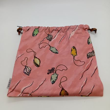  LOEWE ロエベ 巾着 ポーチ ドローストリングス 貝殻 シェル 692112 ピンクマルチカラーパウラズイビザ