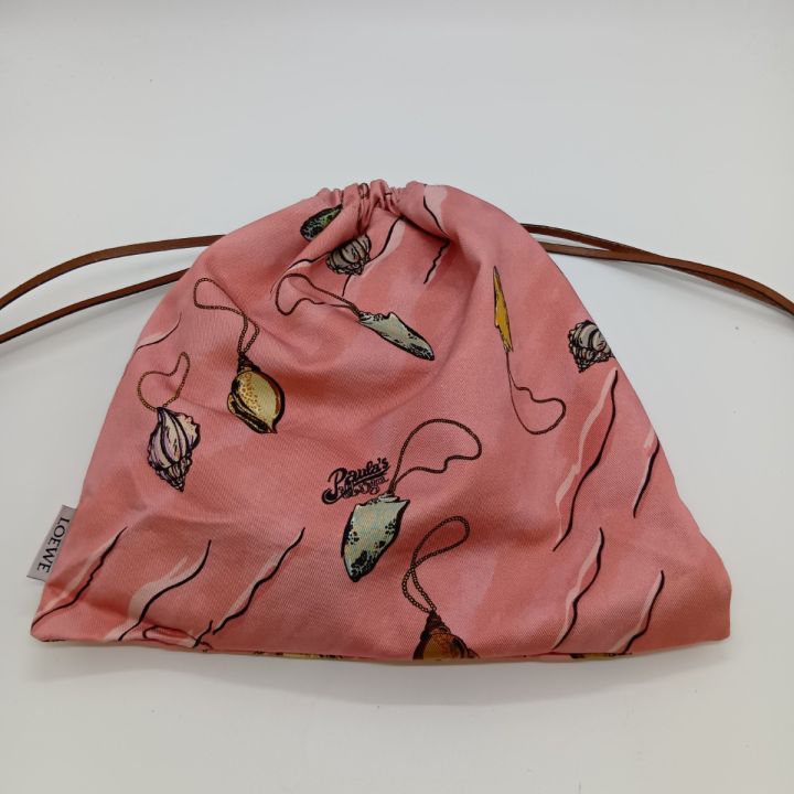 LOEWE ロエベ 巾着 ポーチ ドローストリングス 貝殻 シェル 692112