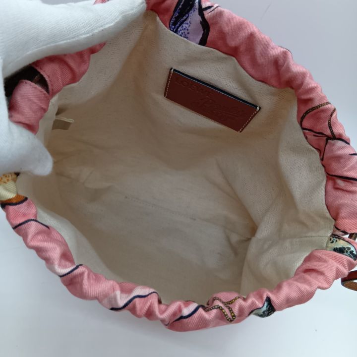 LOEWE ロエベ 巾着 ポーチ ドローストリングス 貝殻 シェル 692112