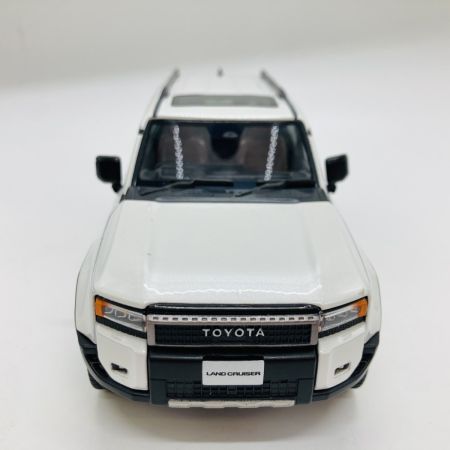   1/30 色見本 ミニカー 【店頭展示用】 LAND CRUISER ランドクルーザー プラチナホワイトパールマイカ