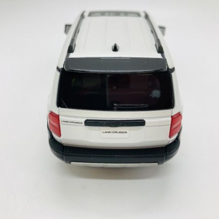   1/30 色見本 ミニカー 【店頭展示用】 LAND CRUISER ランドクルーザー プラチナホワイトパールマイカ