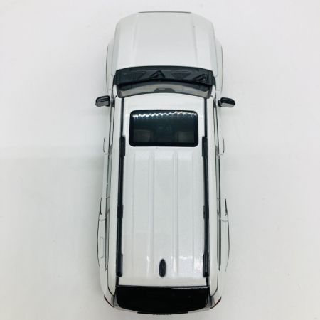   1/30 色見本 ミニカー 【店頭展示用】 LAND CRUISER ランドクルーザー プラチナホワイトパールマイカ