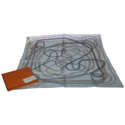 ◎◎ HERMES エルメス スカーフ カレ90 レアクション・アン・シェーヌ シュミ ーズ スカイブルー Aランク