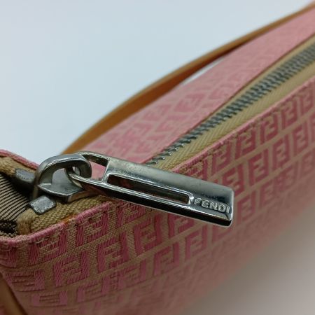  FENDI フェンディ ズッキーノ アクセサリーポーチ ハンドバッグ ピンク 内部ヨゴレ・ハガレ有