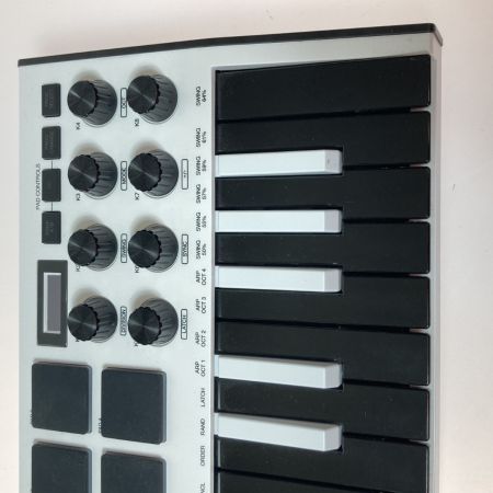  AKAI アカイ Professional MPK mini MIDIキーボード 通電のみ確認 ジャンク