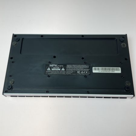  AKAI アカイ Professional MPK mini MIDIキーボード 通電のみ確認 ジャンク