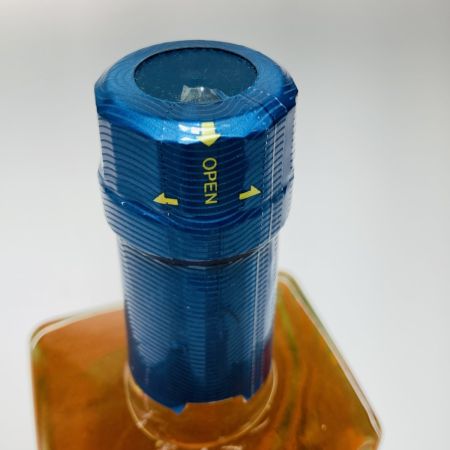 【北海道内限定発送】 SUNTORY サントリー ワールド ウイスキー 碧 Ao 700ml 43% 568 未開栓