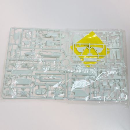  バンダイ マクロス 1/72 VF-31F ジークフリード(メッサー・イーレフェルト機) プラモデル 未組立 箱ダメージ有